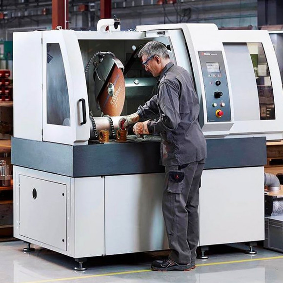 Отрезной станок Magnutom 400/500 Отрезной станок Magnutom 400/500