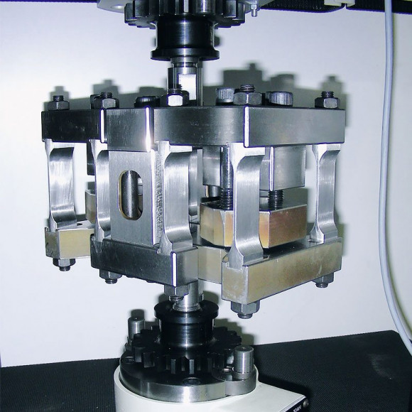 Магнитно-резонансная машина RUMUL TESTRONIC 50 кН