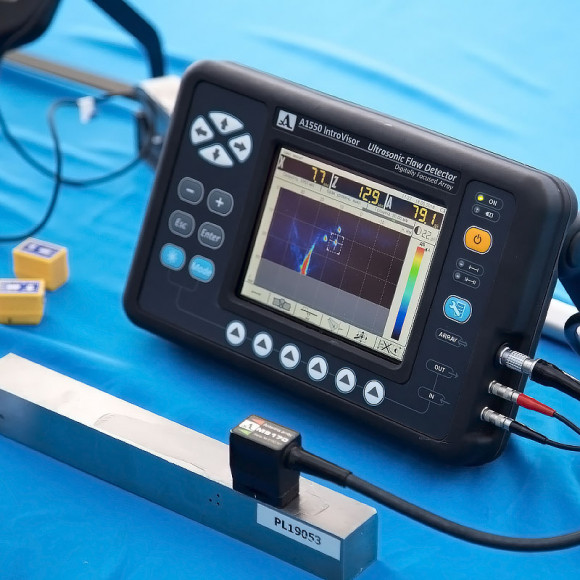 Ультразвуковой дефектоскоп-томограф А1550 IntroVisor Ультразвуковой дефектоскоп-томограф А1550 IntroVisor